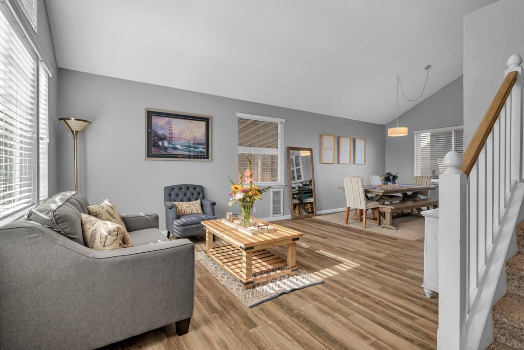 Detail Gallery Image 6 of 72 For 2709 Peridot Dr, Rescue,  CA 95672 - 4 Beds | 3 Baths