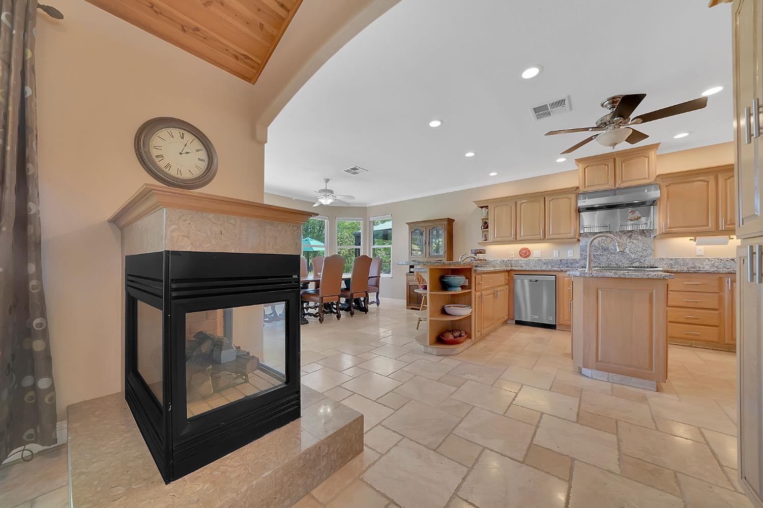 Detail Gallery Image 35 of 83 For 5753 Treosti Pl, Valley Springs,  CA 95252 - 5 Beds | 3/1 Baths