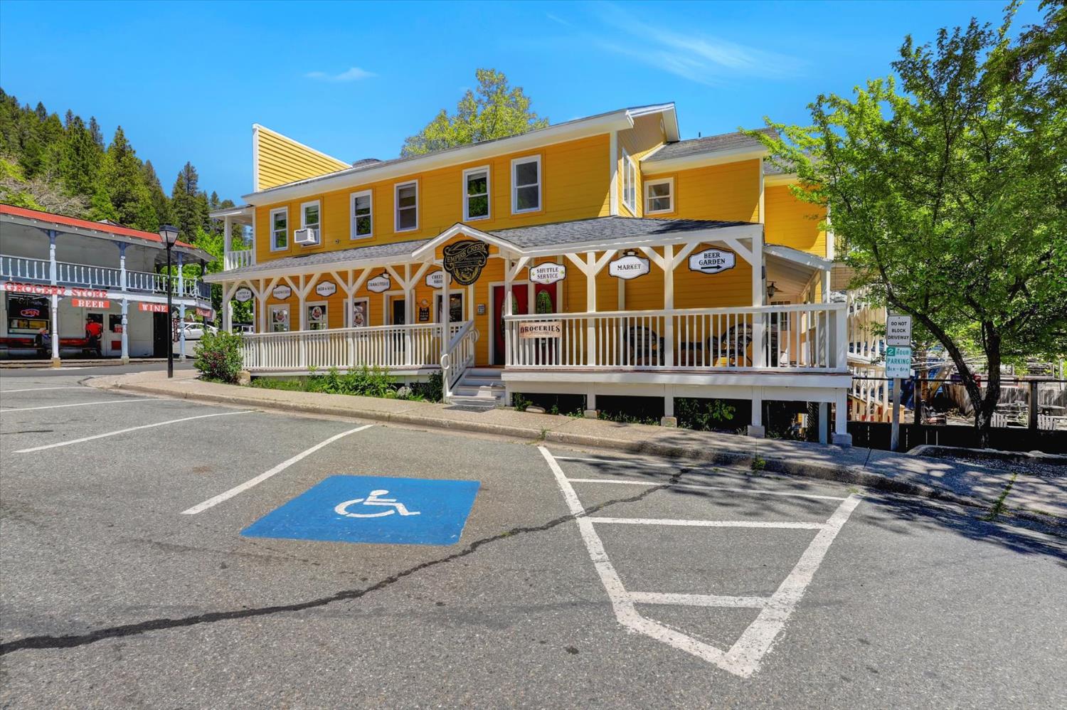 Detail Gallery Image 11 of 93 For 200 Main St, Downieville,  CA 95936 - 3 Beds | 4 Baths