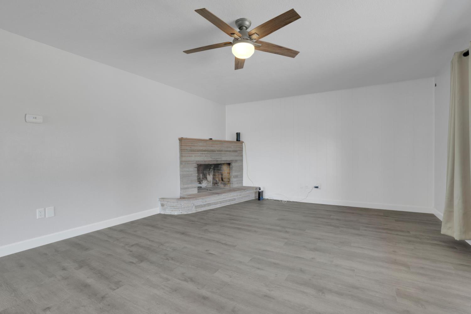 Detail Gallery Image 3 of 42 For 1412 E Glenwood Ave, Turlock,  CA 95380 - 2 Beds | 1/1 Baths