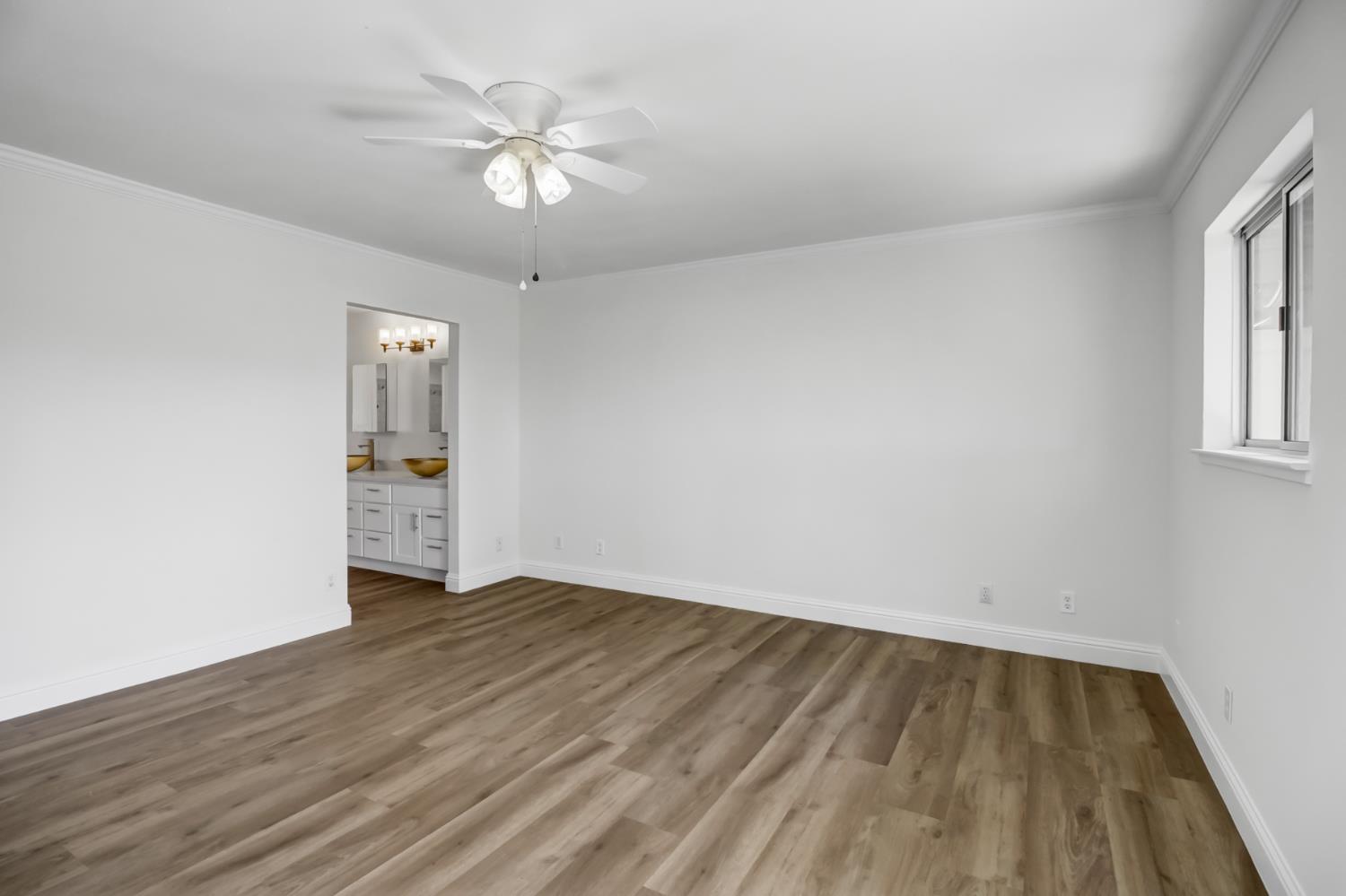Detail Gallery Image 29 of 82 For 10376 Spiva Rd, Sacramento,  CA 95829 - 4 Beds | 2 Baths