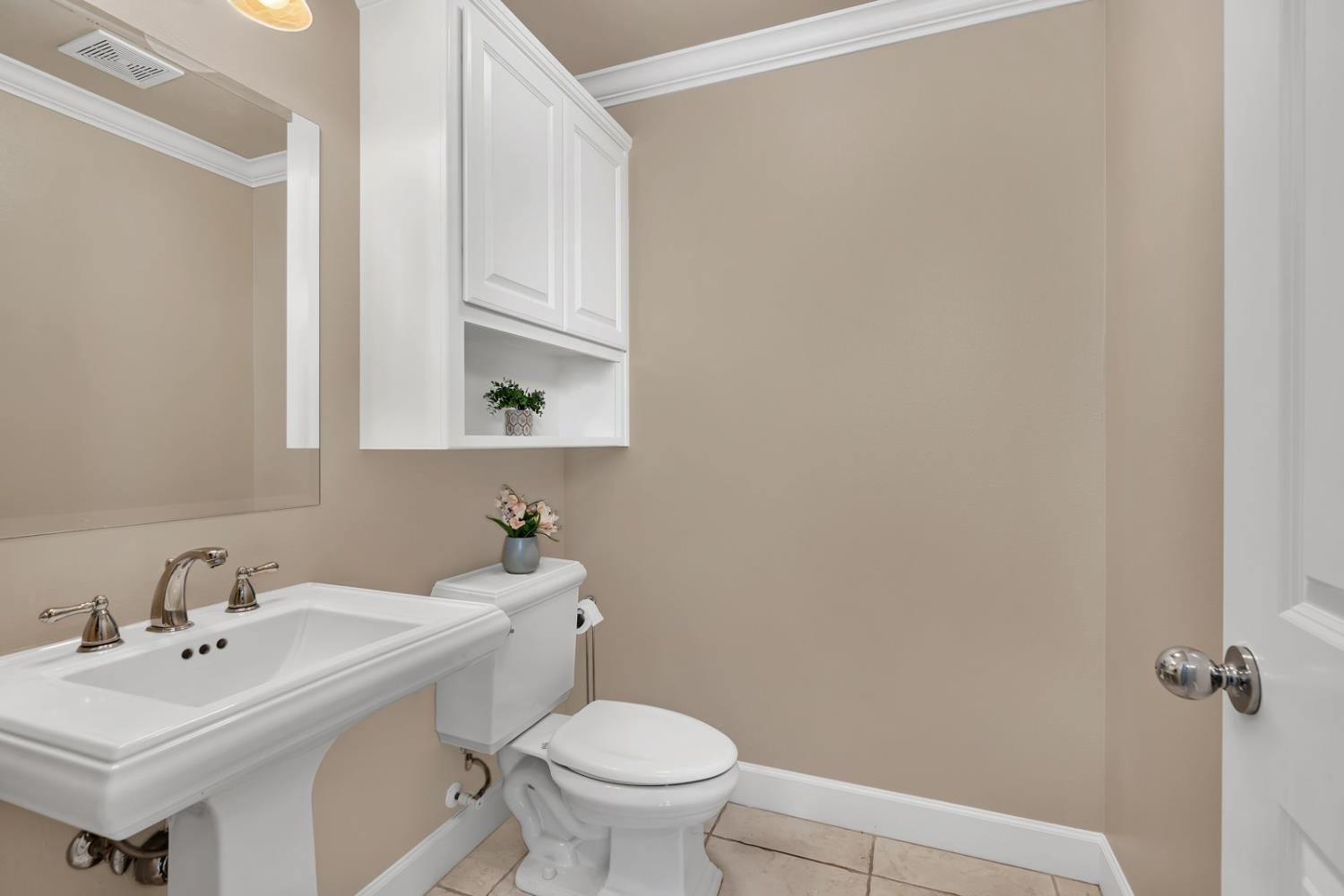 Detail Gallery Image 35 of 60 For 3384 Locksley Ct, Merced,  CA 95340 - 3 Beds | 2/1 Baths