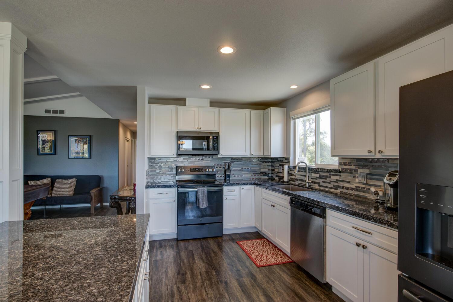 Detail Gallery Image 16 of 50 For 13520 Hoyito Cir, La Grange,  CA 95329 - 2 Beds | 2 Baths