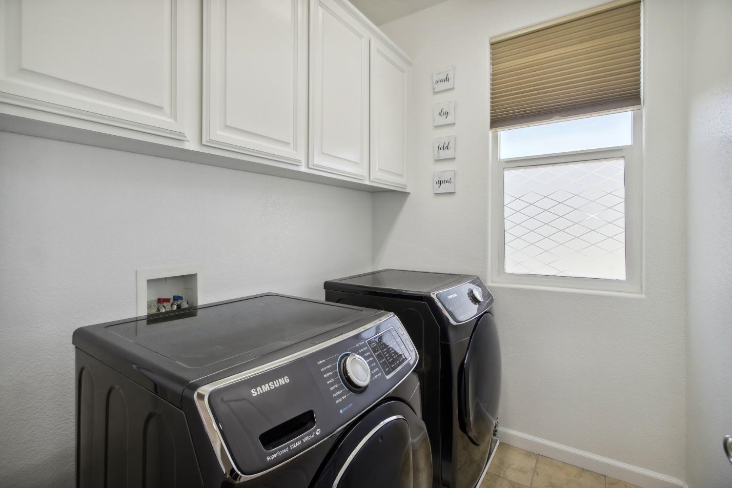 Detail Gallery Image 19 of 23 For 3622 Sardinia Island Way, Sacramento,  CA 95834 - 3 Beds | 3 Baths