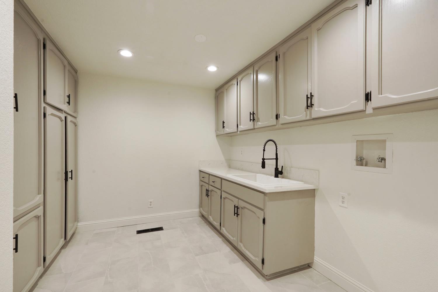 Detail Gallery Image 46 of 84 For 10356 Capewood Ln, Stockton,  CA 95212 - 4 Beds | 4 Baths