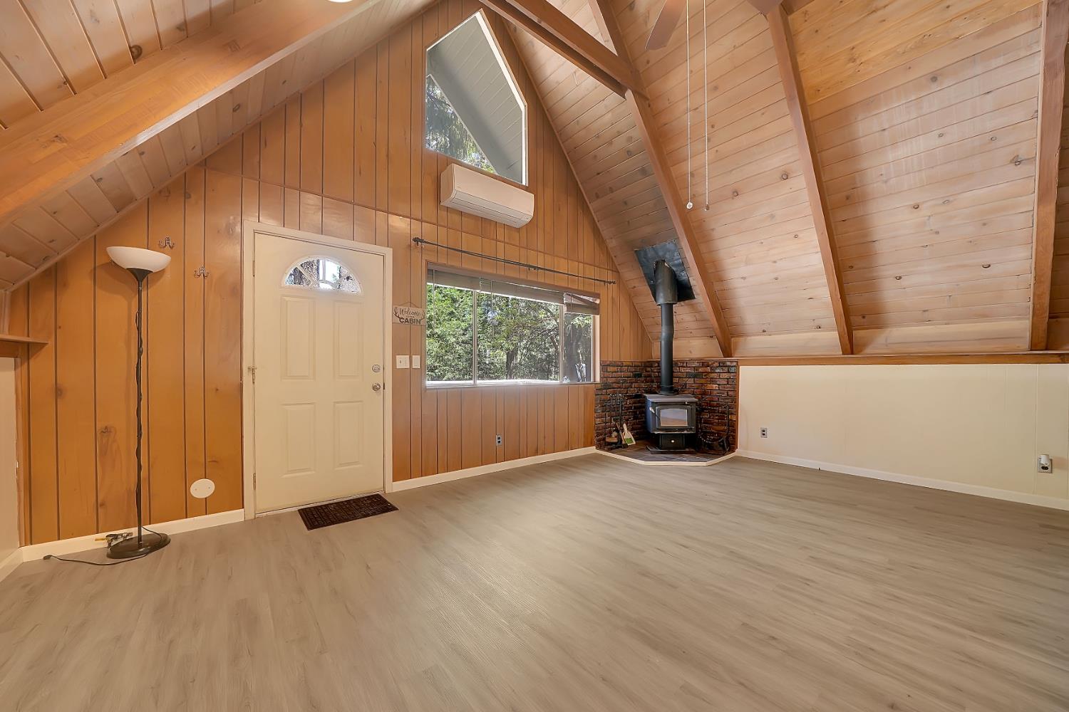 Detail Gallery Image 17 of 40 For 26916 Silver Dr, Pioneer,  CA 95666 - 2 Beds | 1 Baths
