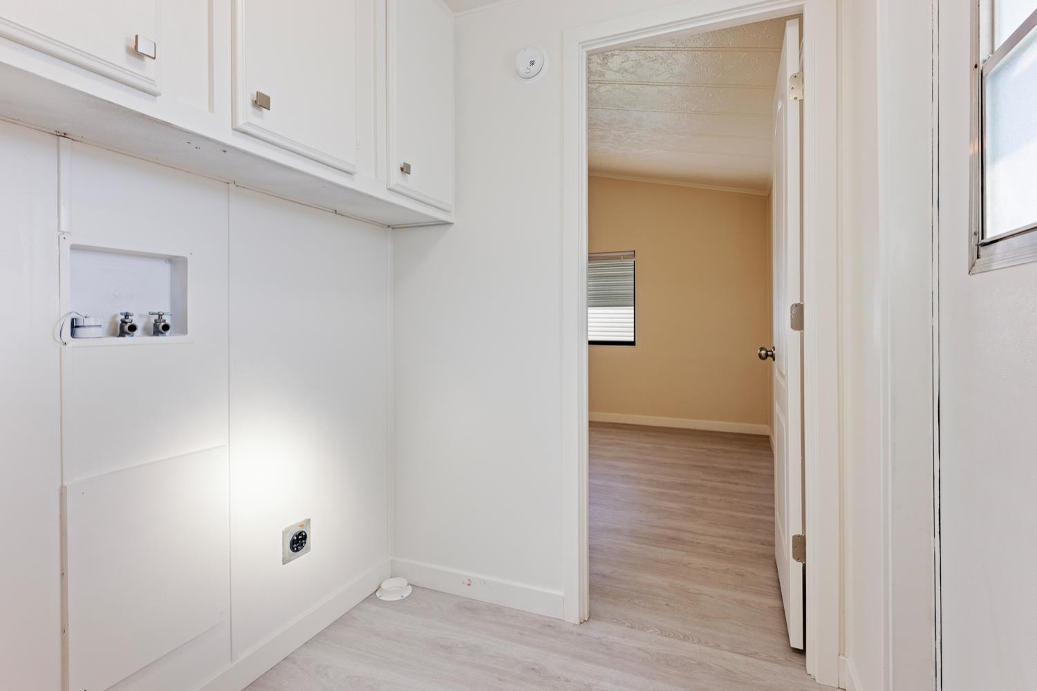 Detail Gallery Image 12 of 33 For 6706 Tam O Shanter Drive 102, Stockton,  CA 95210 - 3 Beds | 2 Baths
