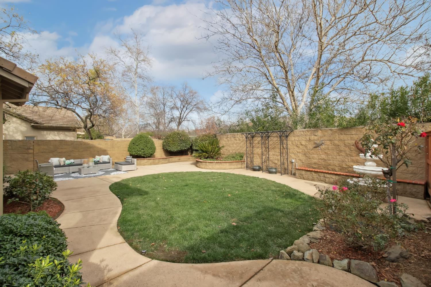 Detail Gallery Image 47 of 52 For 4001 Ironwood Dr, El Dorado Hills,  CA 95762 - 5 Beds | 3 Baths