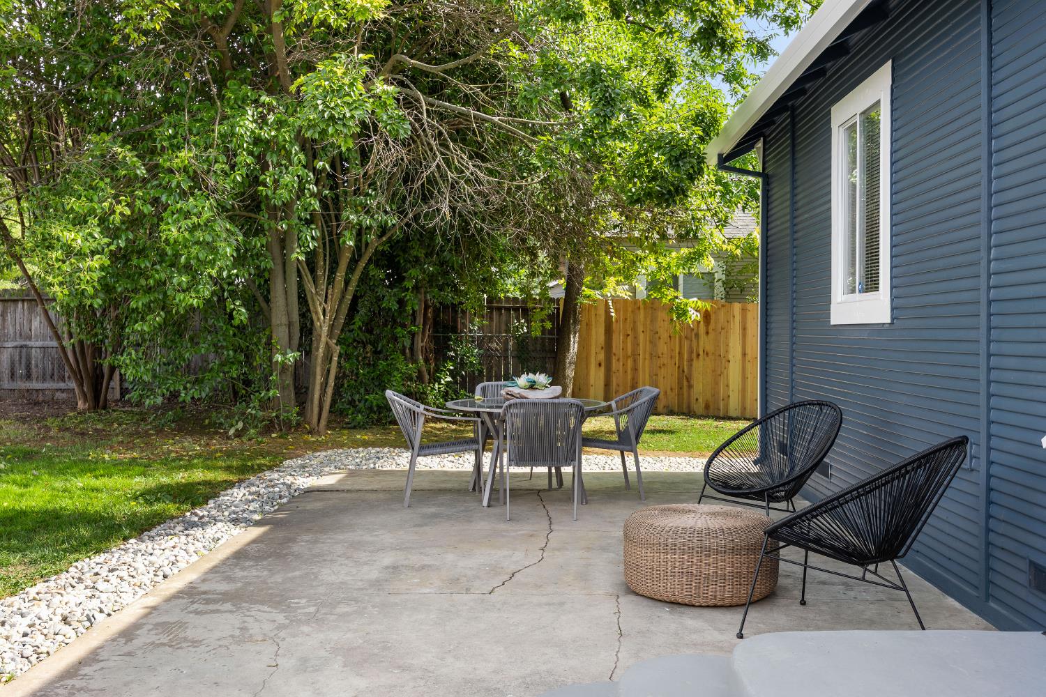Detail Gallery Image 38 of 55 For 3517 Santa Cruz Way, Sacramento,  CA 95817 - 3 Beds | 3 Baths
