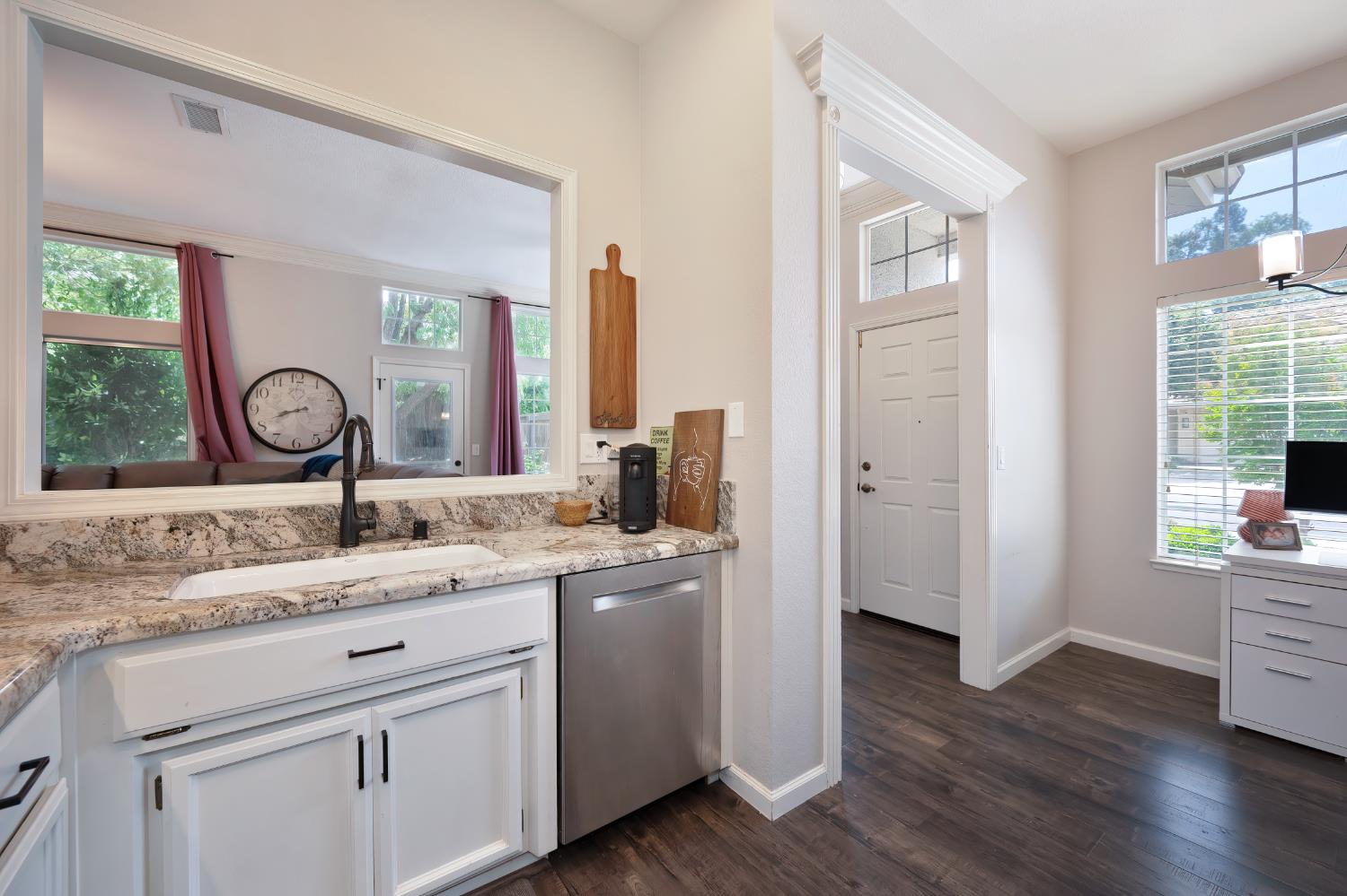 Detail Gallery Image 28 of 29 For 15205 Medella Cir, Sloughhouse,  CA 95683 - 3 Beds | 2 Baths