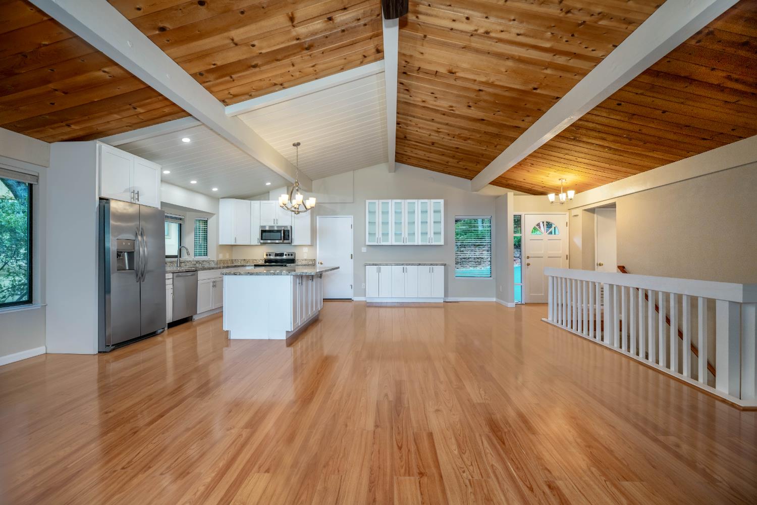 Detail Gallery Image 15 of 75 For 12540 Lake Wildwood Drive, Penn Valley,  CA 95946 - 4 Beds | 2 Baths