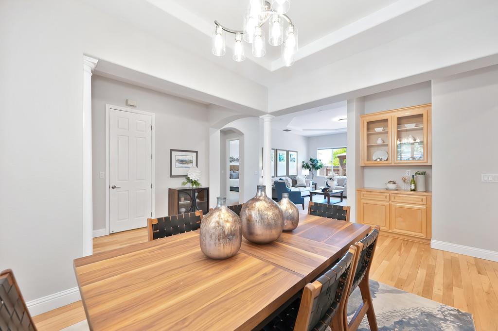 Detail Gallery Image 9 of 58 For 1881 Swinton Dr, Folsom,  CA 95630 - 3 Beds | 3 Baths