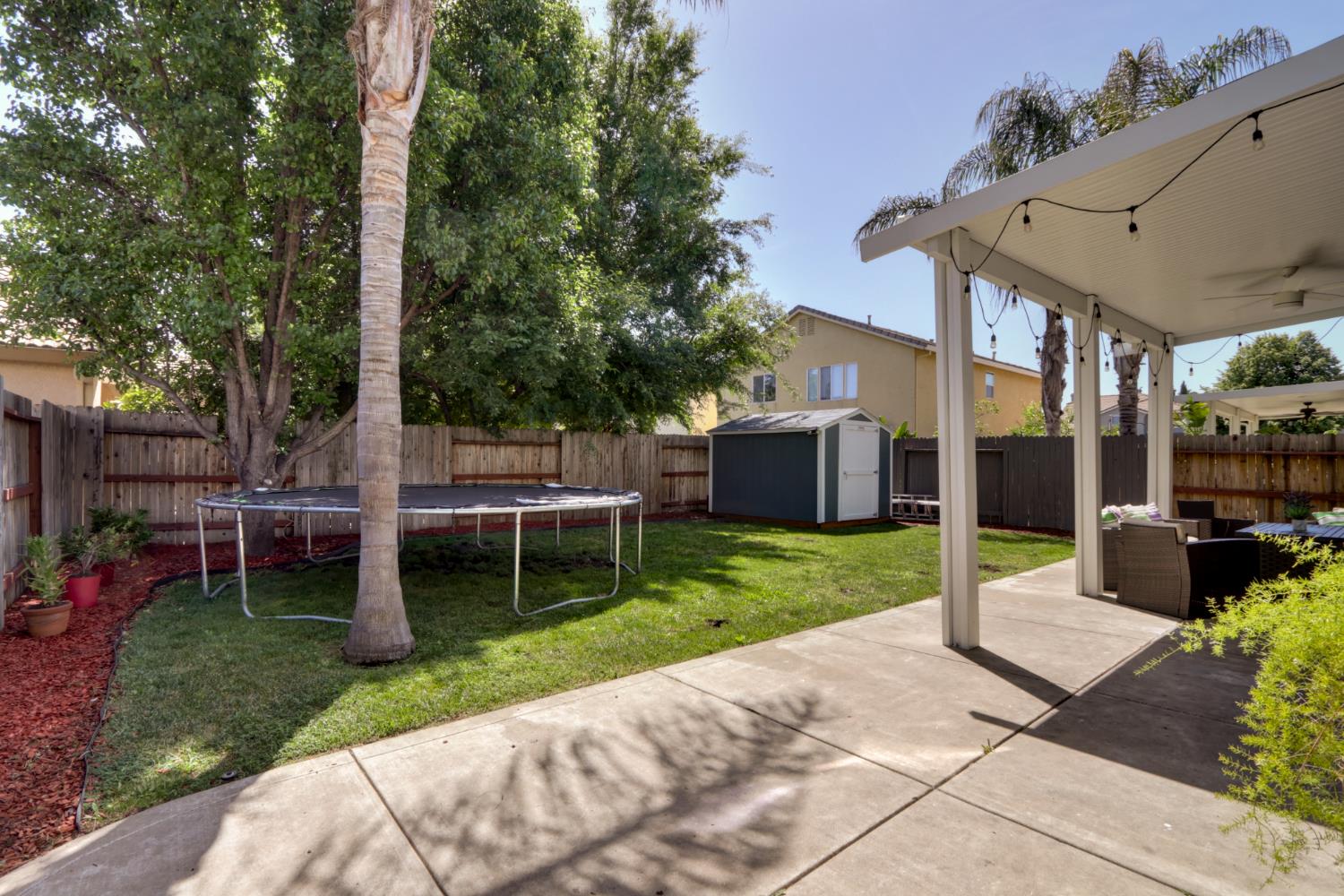Detail Gallery Image 37 of 47 For 2207 Catherwood Way, Sacramento,  CA 95835 - 4 Beds | 3 Baths