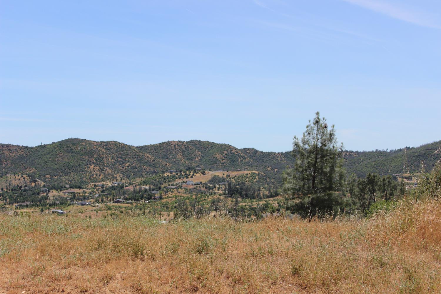Carrousel Drive, Redding, California image 2