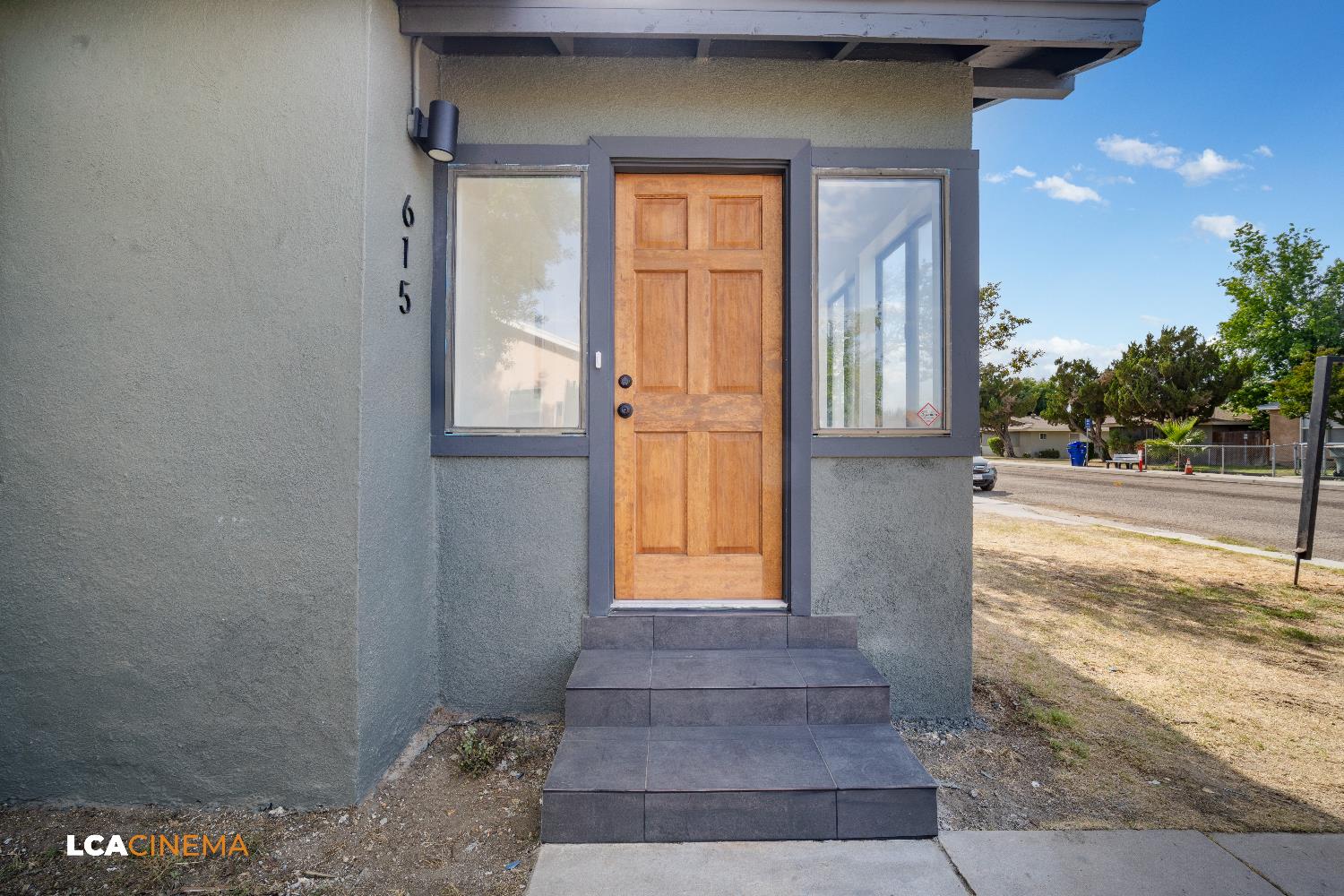 Detail Gallery Image 6 of 35 For 615 Decatur St, Bakersfield,  CA 93308 - 4 Beds | 2 Baths