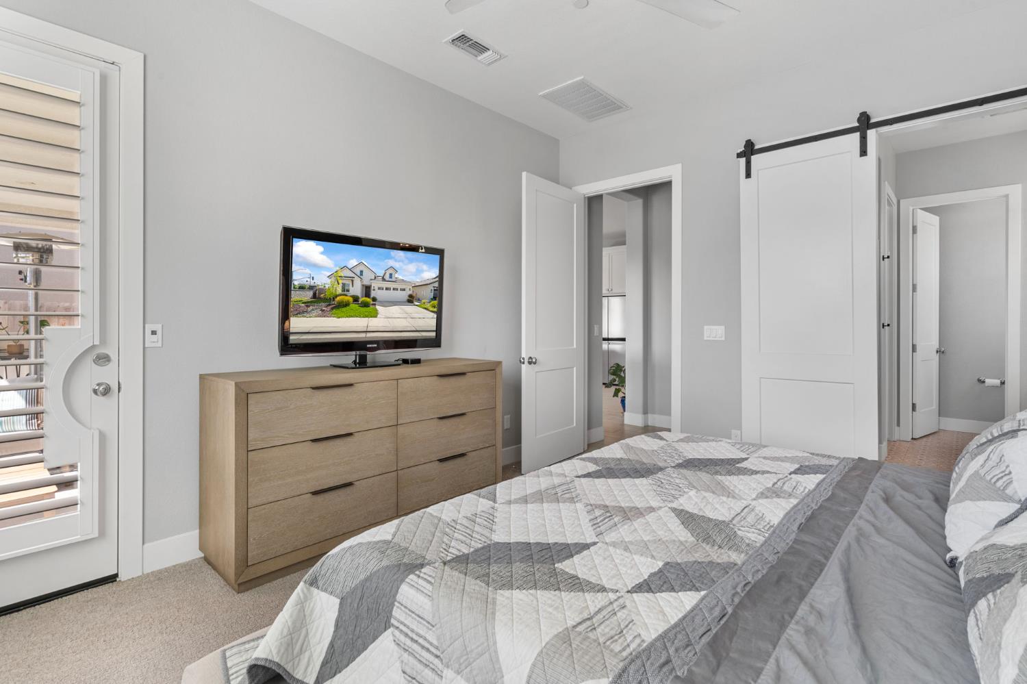 Detail Gallery Image 33 of 38 For 2406 Tribeca Ave, Manteca,  CA 95337 - 3 Beds | 2 Baths