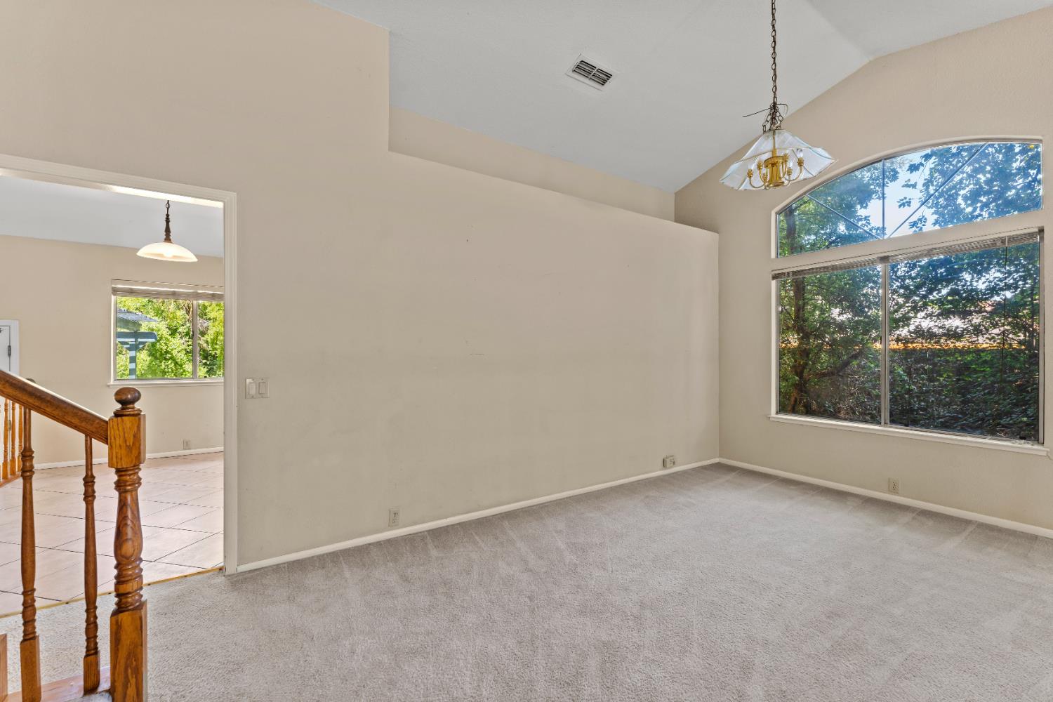 Detail Gallery Image 6 of 26 For 6009 Villa Rosa Way, Elk Grove,  CA 95758 - 4 Beds | 3 Baths