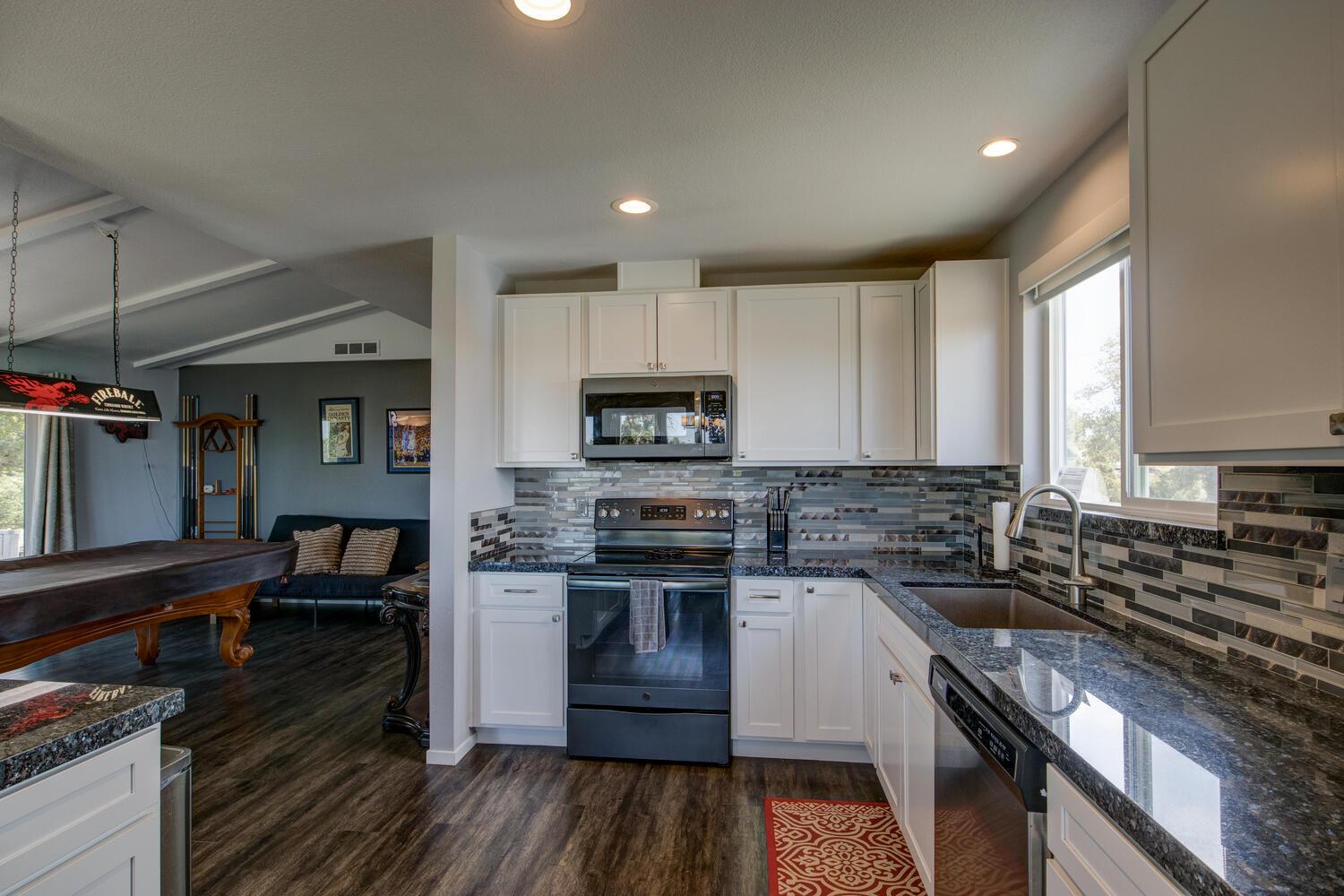 Detail Gallery Image 15 of 50 For 13520 Hoyito Cir, La Grange,  CA 95329 - 2 Beds | 2 Baths