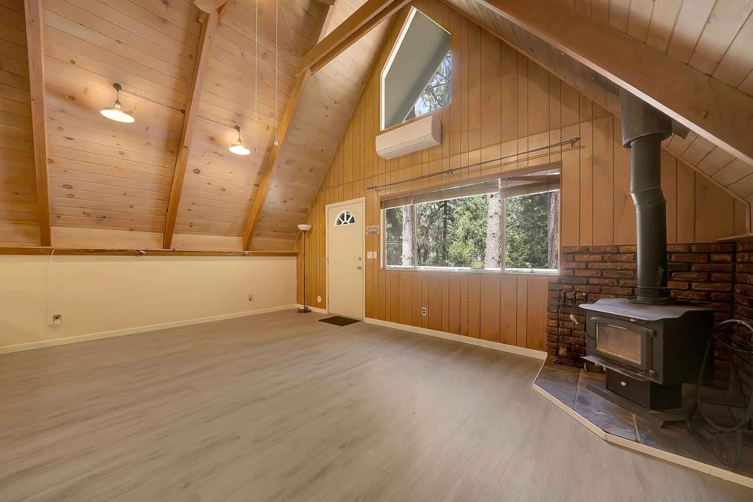 Detail Gallery Image 16 of 40 For 26916 Silver Dr, Pioneer,  CA 95666 - 2 Beds | 1 Baths