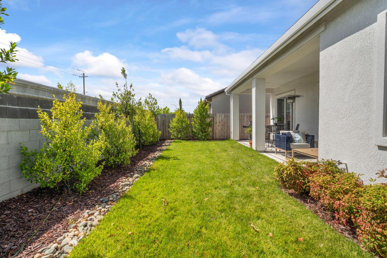 Detail Gallery Image 37 of 38 For 2406 Tribeca Ave, Manteca,  CA 95337 - 3 Beds | 2 Baths