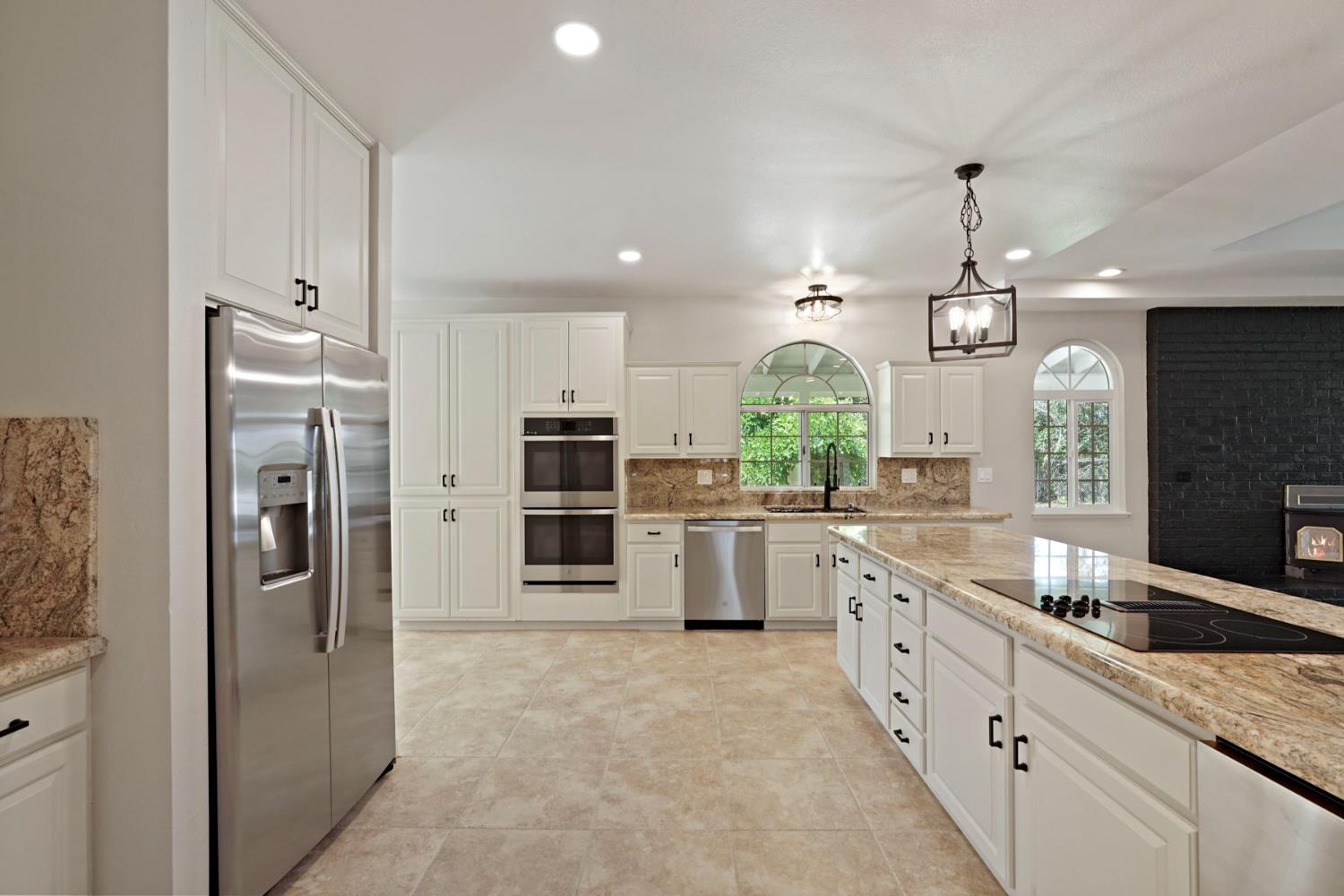 Detail Gallery Image 26 of 95 For 7149 E Eight Mile Rd, Stockton,  CA 95212 - 5 Beds | 5/1 Baths