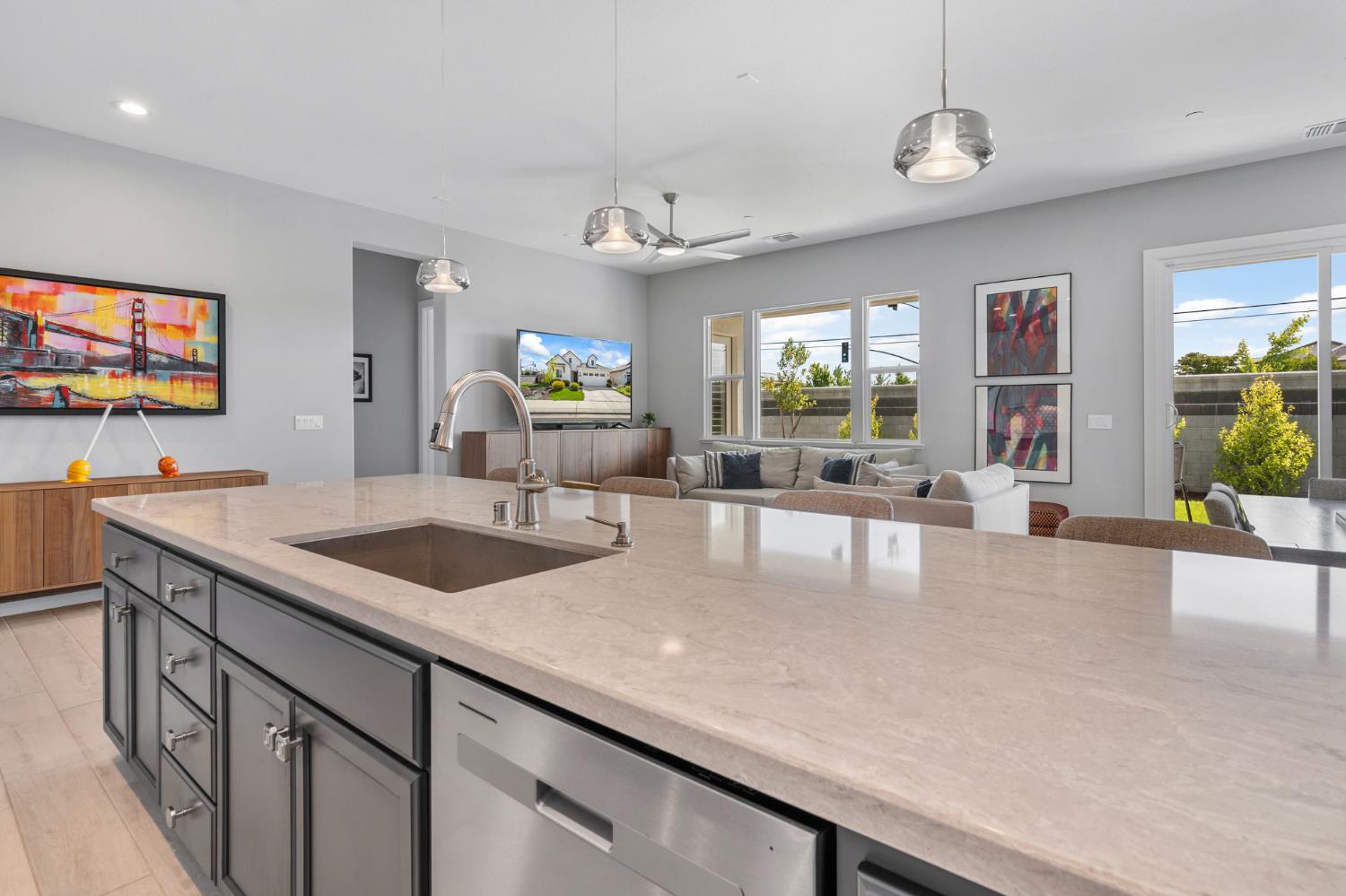 Detail Gallery Image 17 of 38 For 2406 Tribeca Ave, Manteca,  CA 95337 - 3 Beds | 2 Baths