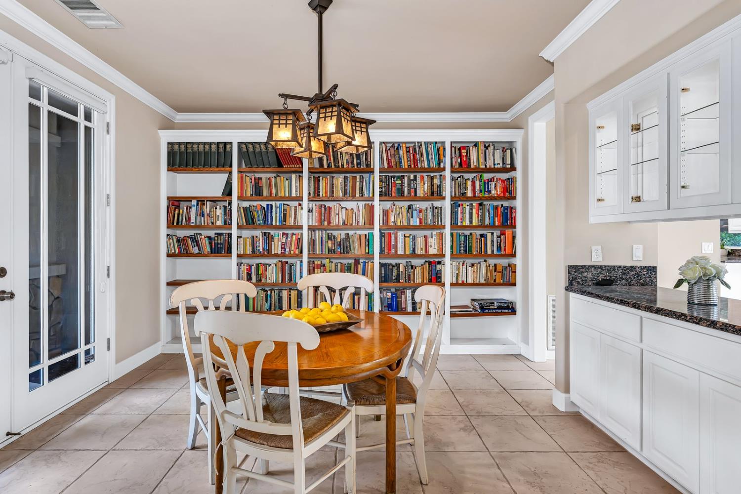 Detail Gallery Image 15 of 60 For 3384 Locksley Ct, Merced,  CA 95340 - 3 Beds | 2/1 Baths