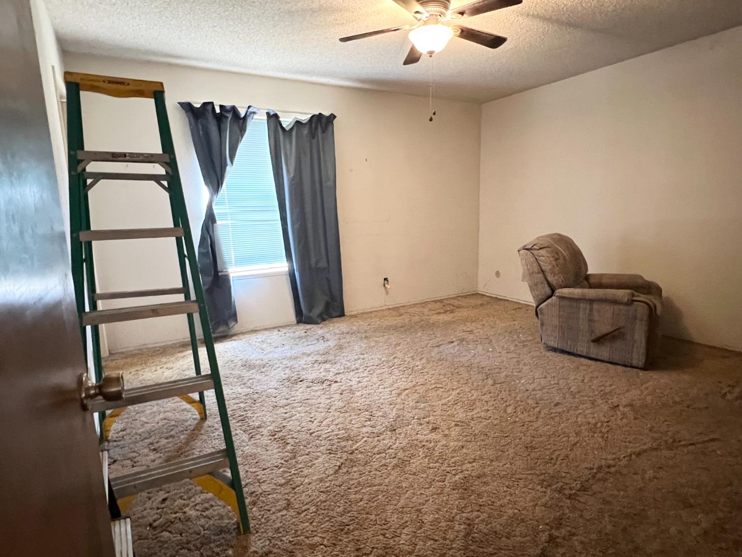 Detail Gallery Image 22 of 44 For 25553 El Vado Dr, Madera,  CA 93638 - 3 Beds | 1/1 Baths