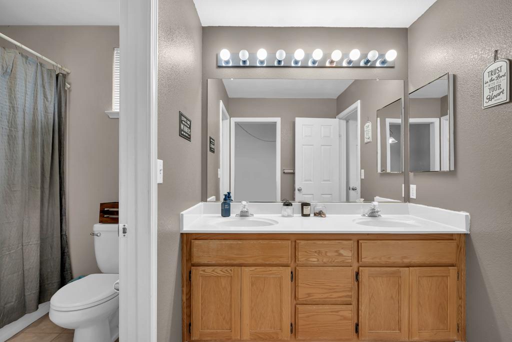 Detail Gallery Image 43 of 72 For 2709 Peridot Dr, Rescue,  CA 95672 - 4 Beds | 3 Baths