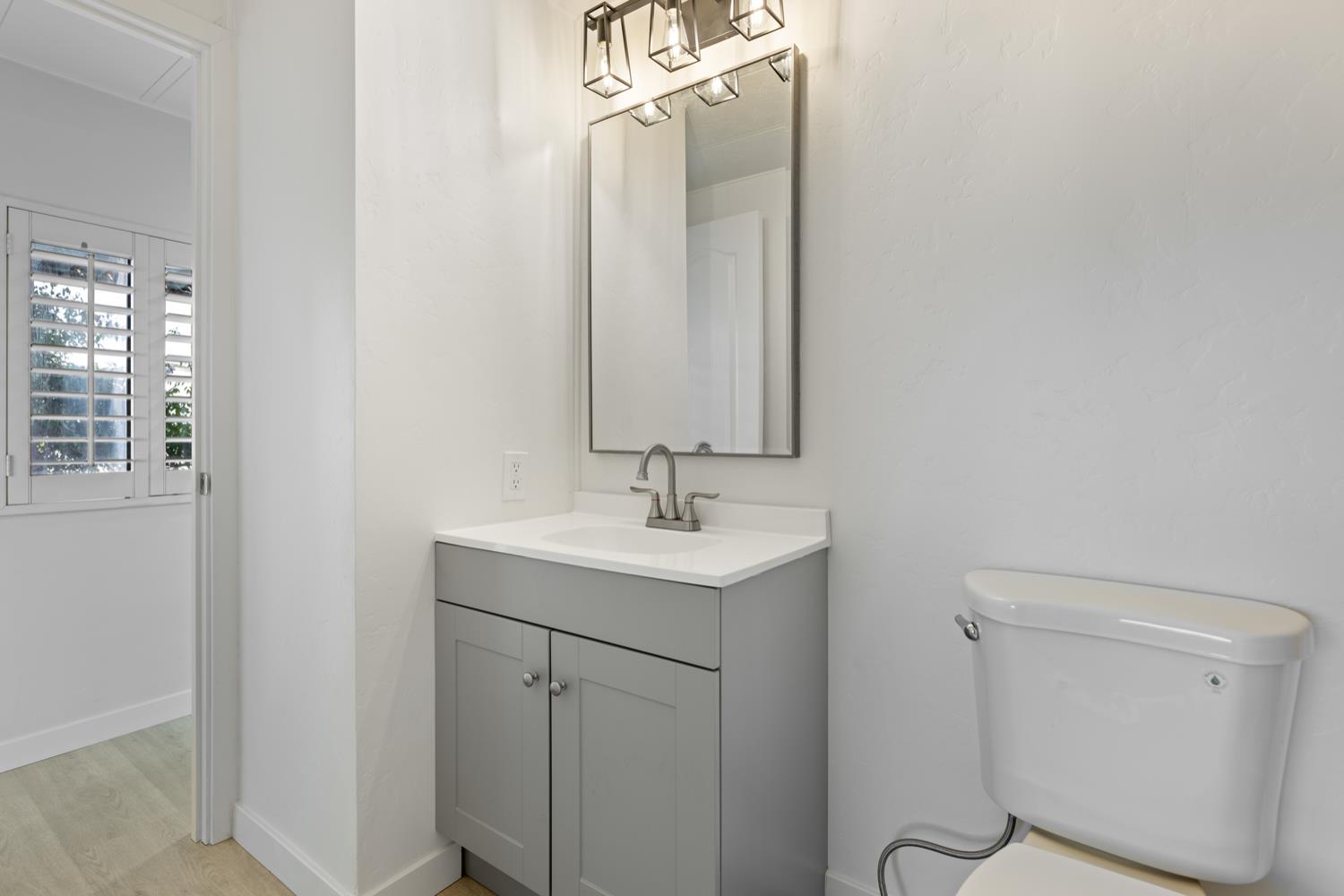 Detail Gallery Image 23 of 33 For 6706 Tam O Shanter Drive 102, Stockton,  CA 95210 - 3 Beds | 2 Baths