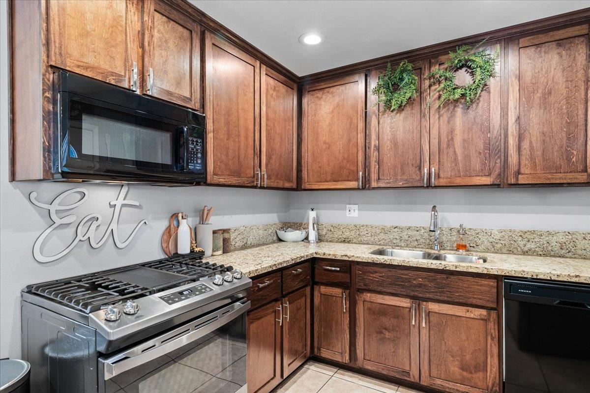 Detail Gallery Image 16 of 48 For 3824 Sierra St, Riverbank,  CA 95367 - 4 Beds | 2 Baths