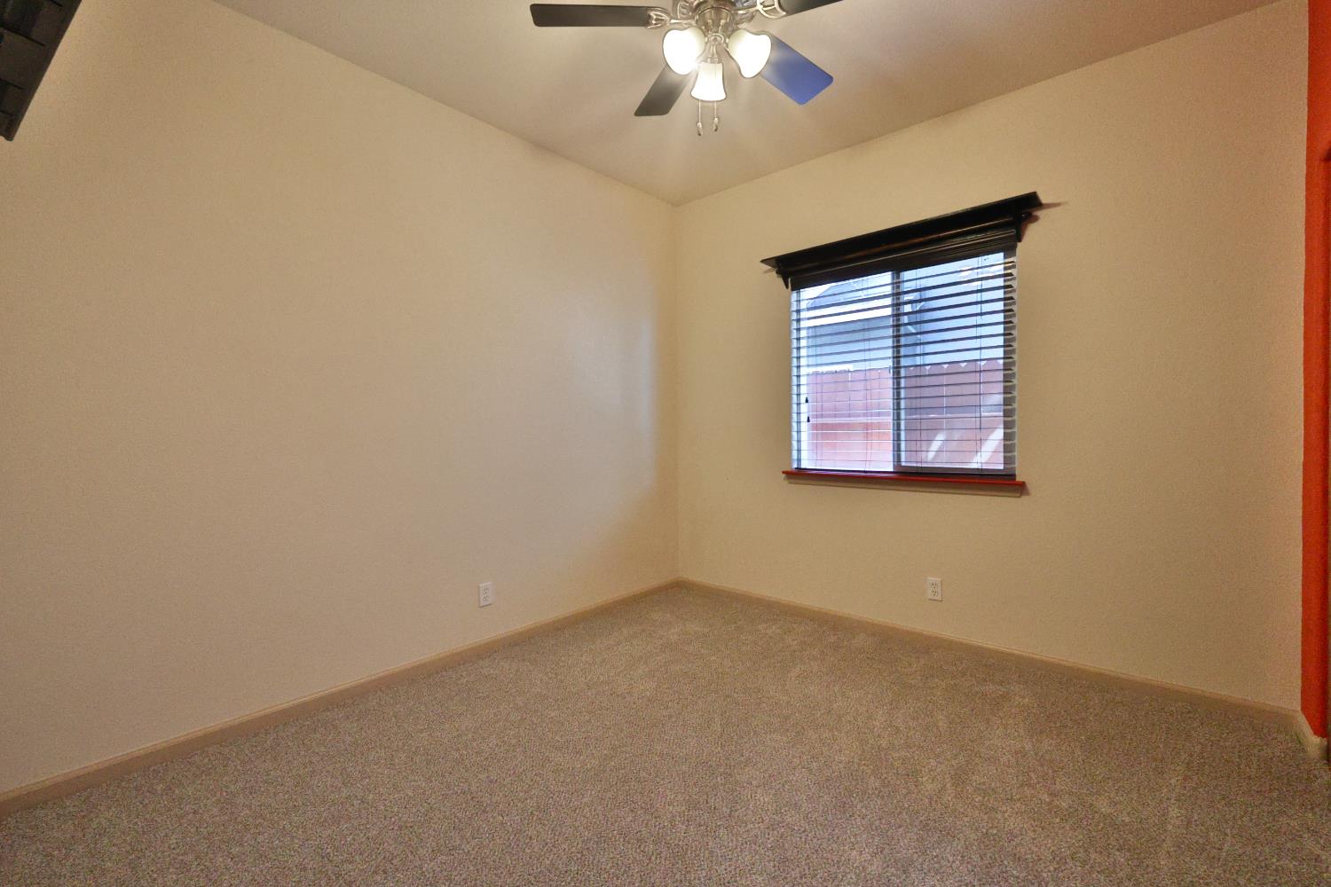 Detail Gallery Image 27 of 48 For 1575 Larkflower Way, Lincoln,  CA 95648 - 3 Beds | 2 Baths
