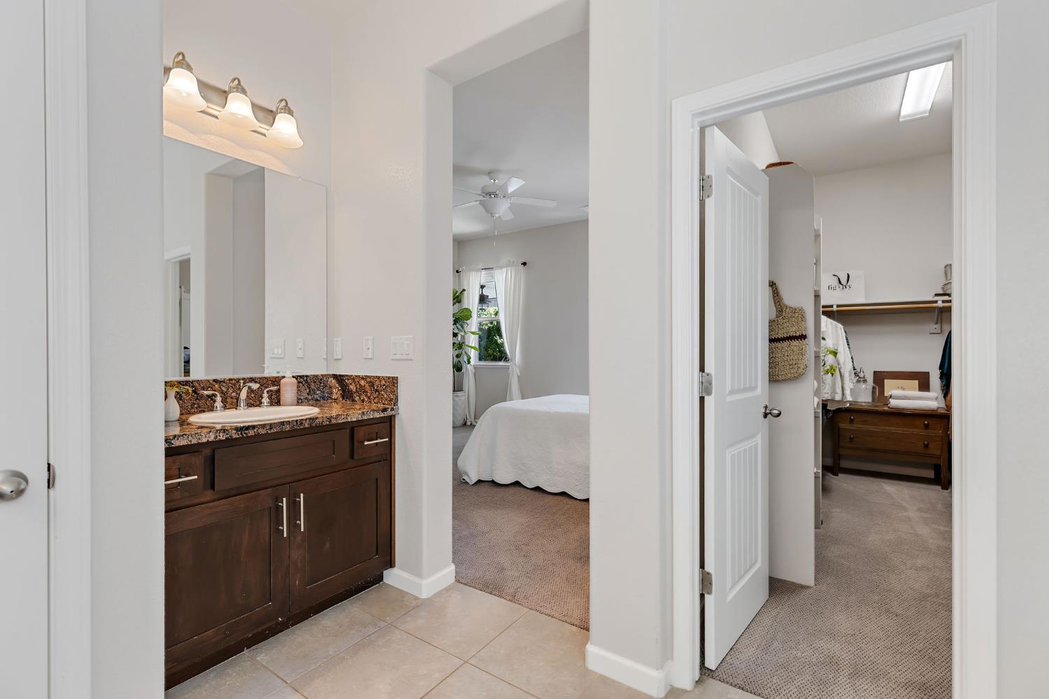 Detail Gallery Image 17 of 35 For 2096 Cattledrive Way, Roseville,  CA 95747 - 3 Beds | 3 Baths