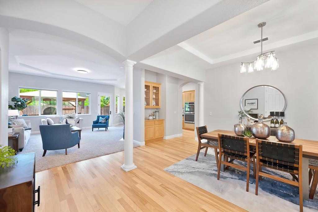 Detail Gallery Image 8 of 58 For 1881 Swinton Dr, Folsom,  CA 95630 - 3 Beds | 3 Baths