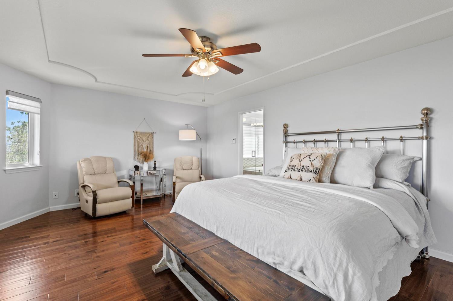 Detail Gallery Image 34 of 63 For 5419 Royal Oaks Dr, Oroville,  CA 95966 - 4 Beds | 2/1 Baths