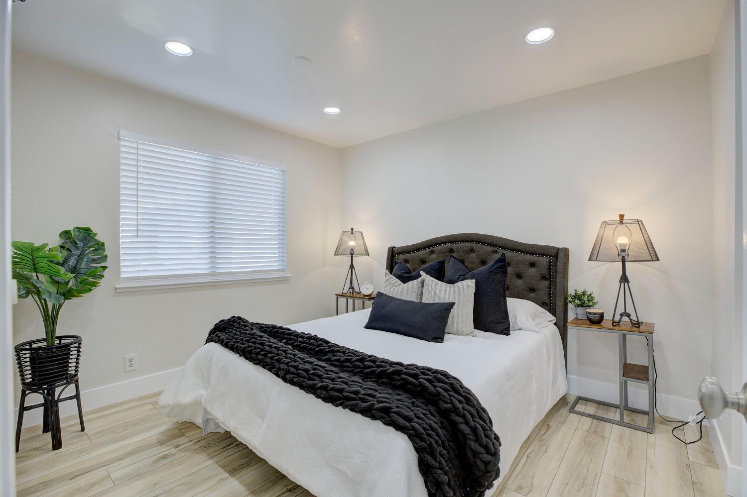 Detail Gallery Image 7 of 34 For 104 La Contera Ct #140,  Sacramento,  CA 95834 - 1 Beds | 1 Baths