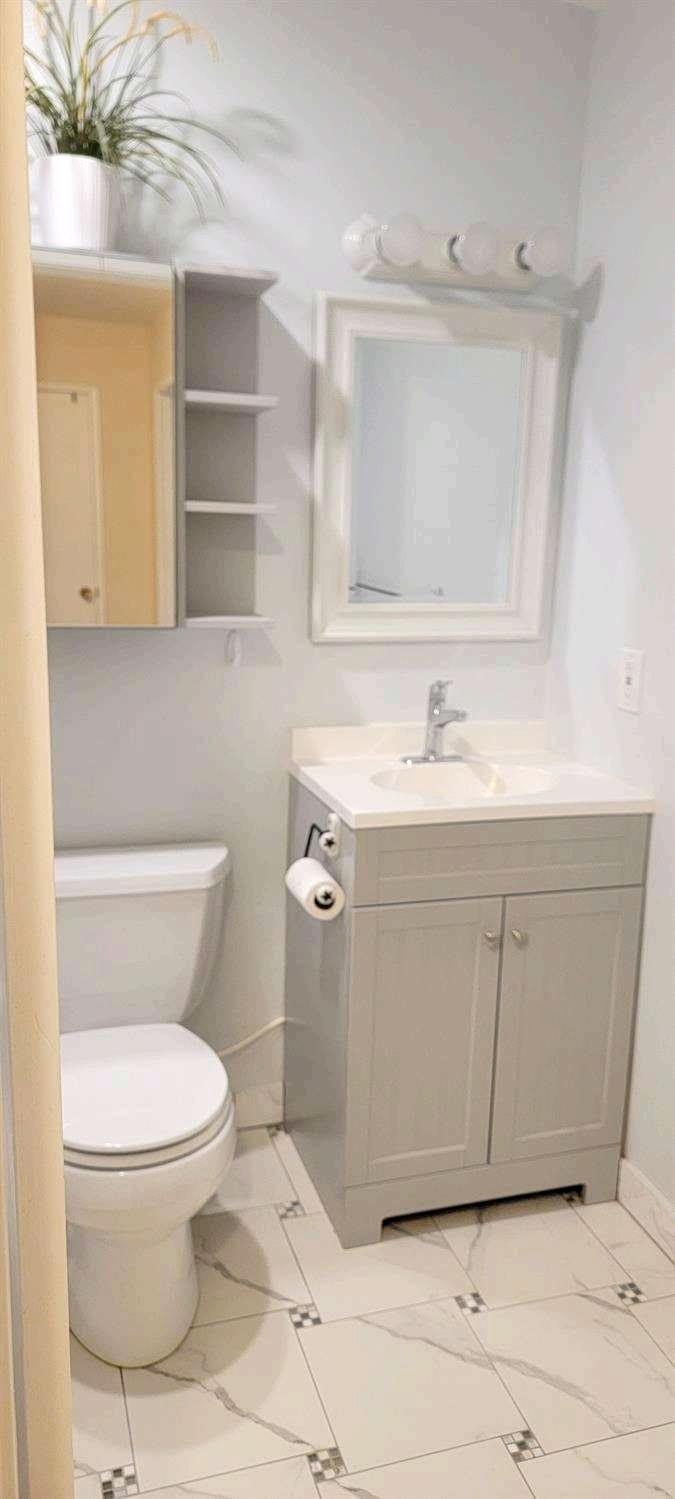 Detail Gallery Image 10 of 22 For 2708 Pole Line Rd #2,  Davis,  CA 95618 - 2 Beds | 1 Baths