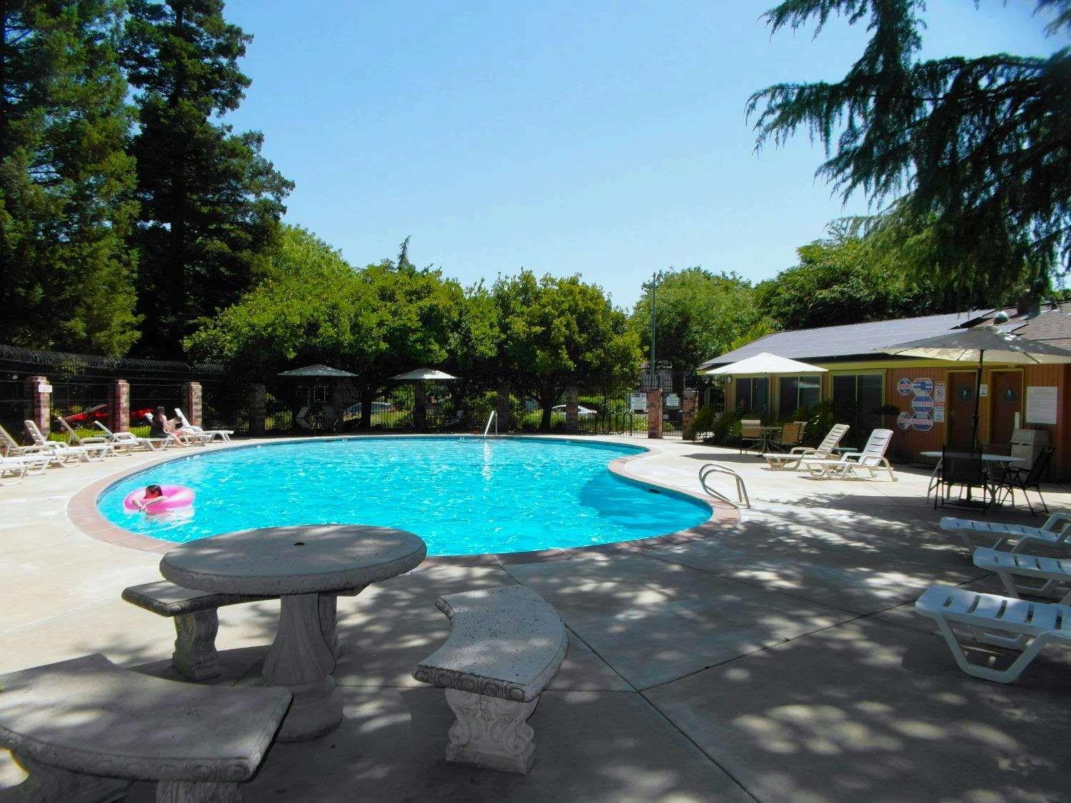 Detail Gallery Image 19 of 22 For 2708 Pole Line Rd #2,  Davis,  CA 95618 - 2 Beds | 1 Baths