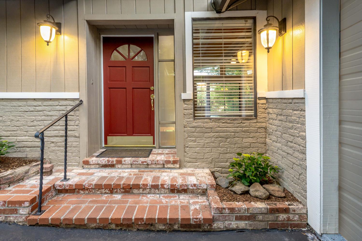 Detail Gallery Image 2 of 75 For 12540 Lake Wildwood Drive, Penn Valley,  CA 95946 - 4 Beds | 2 Baths