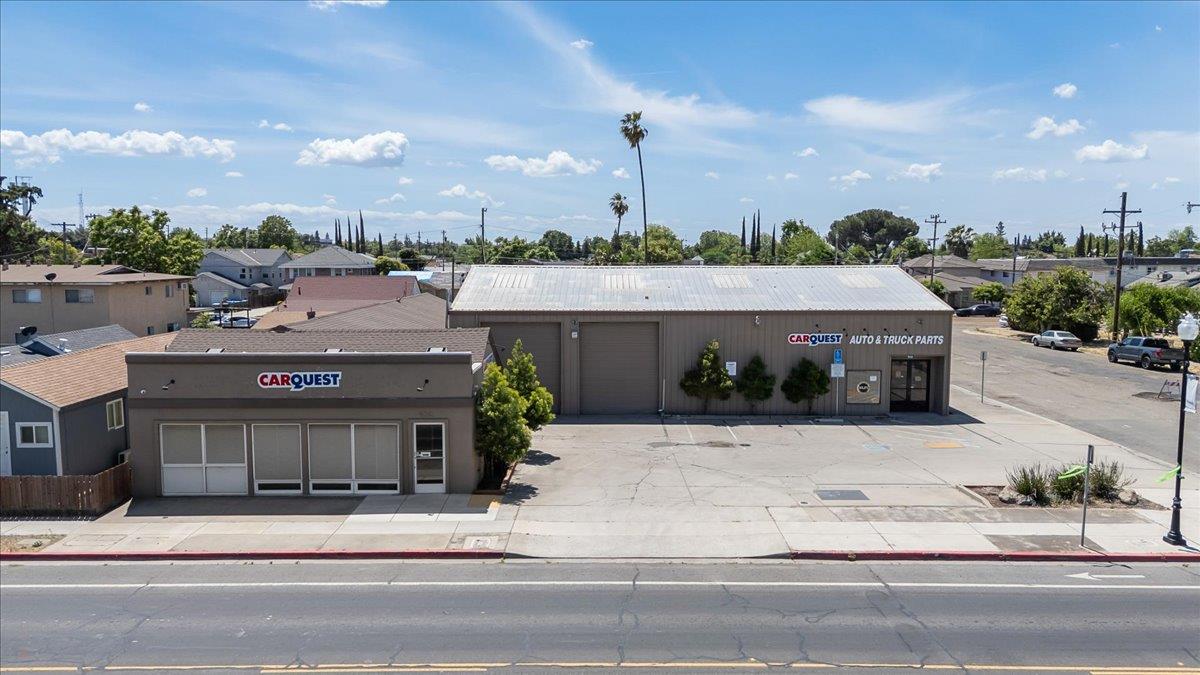 Detail Gallery Image 1 of 58 For 412 S Yosemite Ave, Oakdale,  CA 95361 - – Beds | – Baths