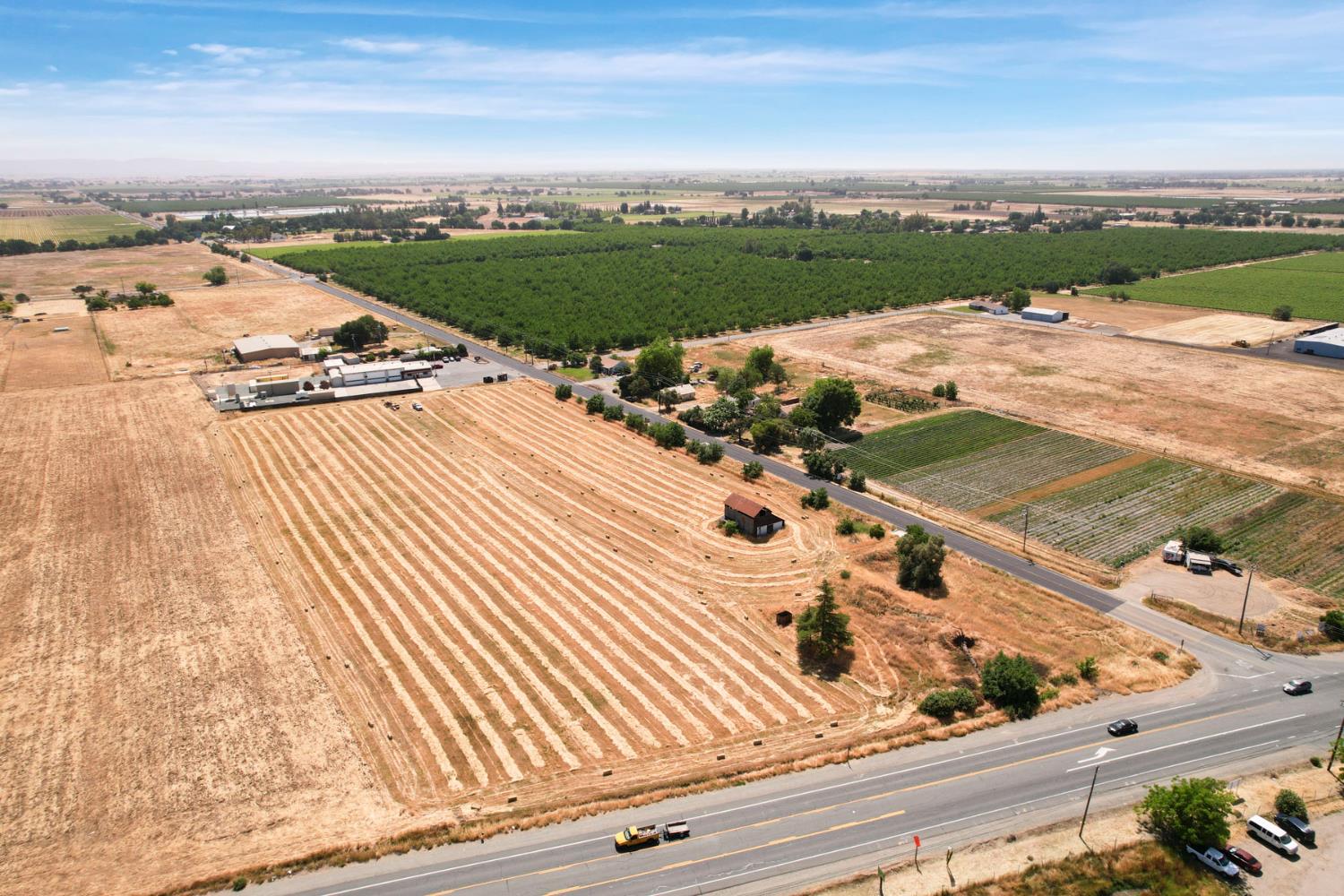 Detail Gallery Image 7 of 26 For 18020 N Highway 88, Lockeford,  CA 95237 - – Beds | – Baths