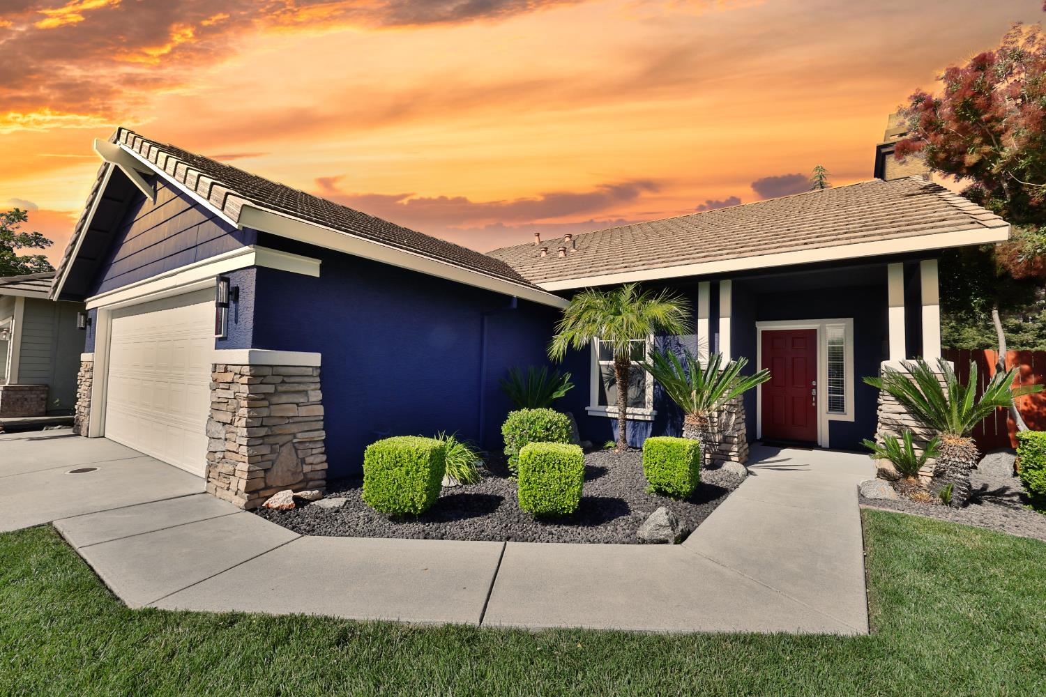 Detail Gallery Image 5 of 48 For 1575 Larkflower Way, Lincoln,  CA 95648 - 3 Beds | 2 Baths