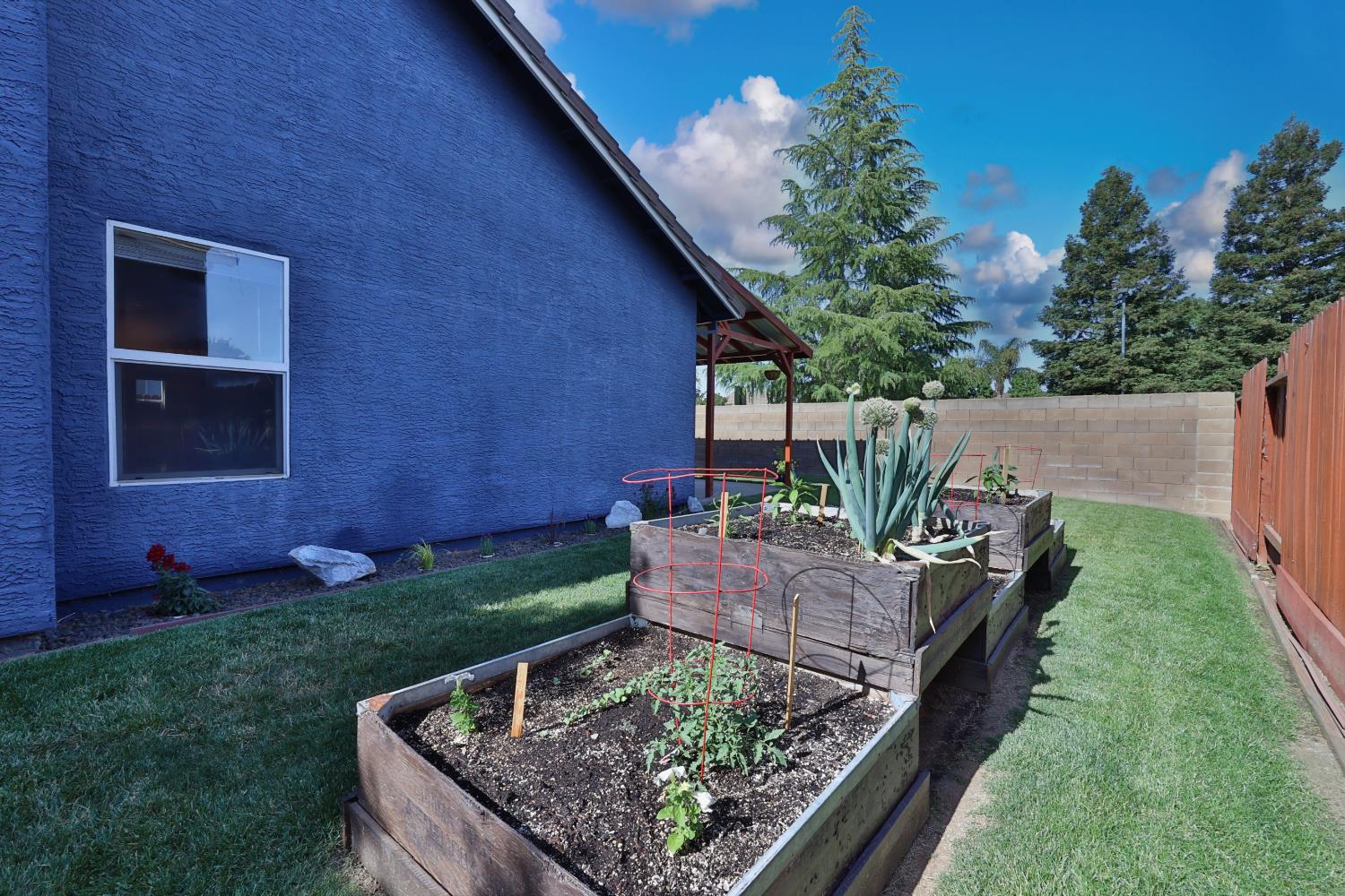 Detail Gallery Image 34 of 48 For 1575 Larkflower Way, Lincoln,  CA 95648 - 3 Beds | 2 Baths