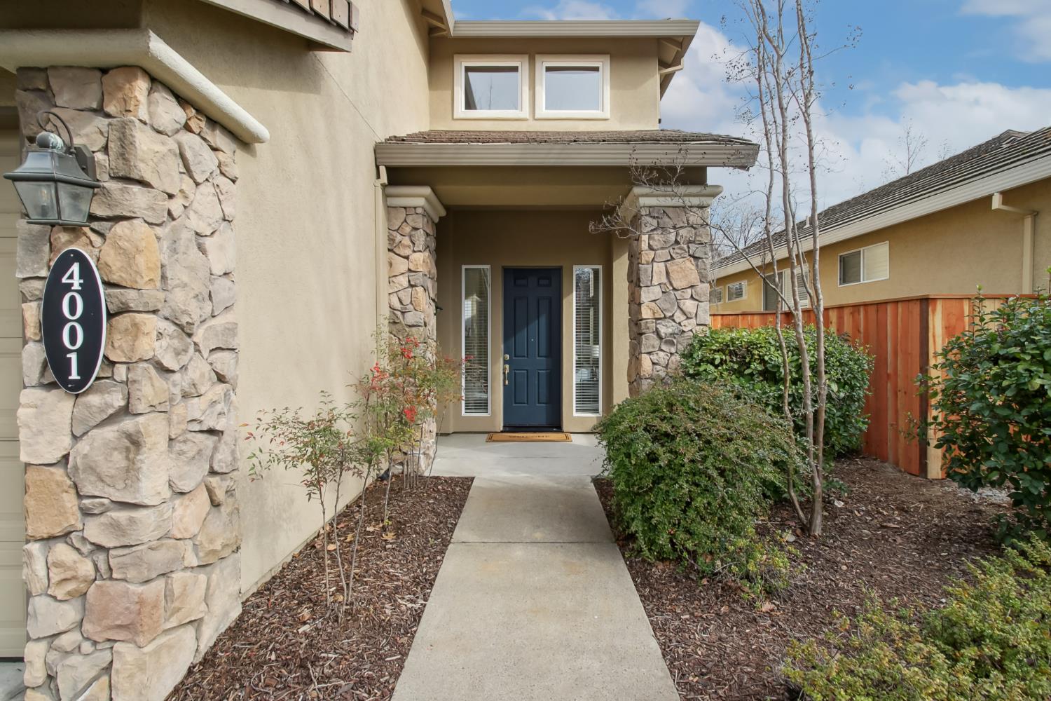 Detail Gallery Image 5 of 52 For 4001 Ironwood Dr, El Dorado Hills,  CA 95762 - 5 Beds | 3 Baths