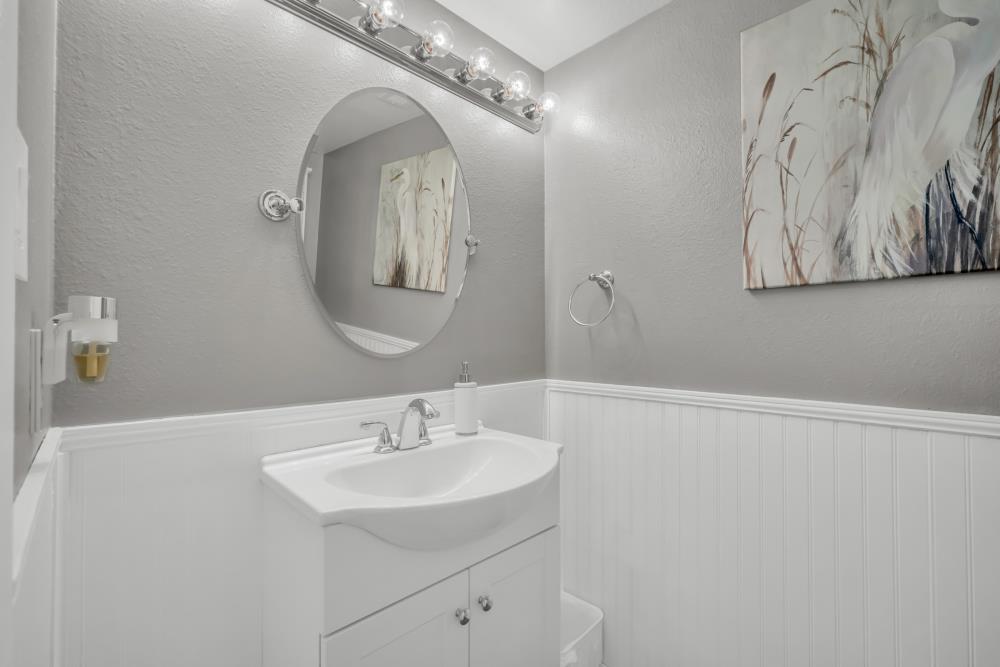 Detail Gallery Image 5 of 33 For 5628 Spyglass Lane, Citrus Heights,  CA 95610 - 3 Beds | 2/1 Baths