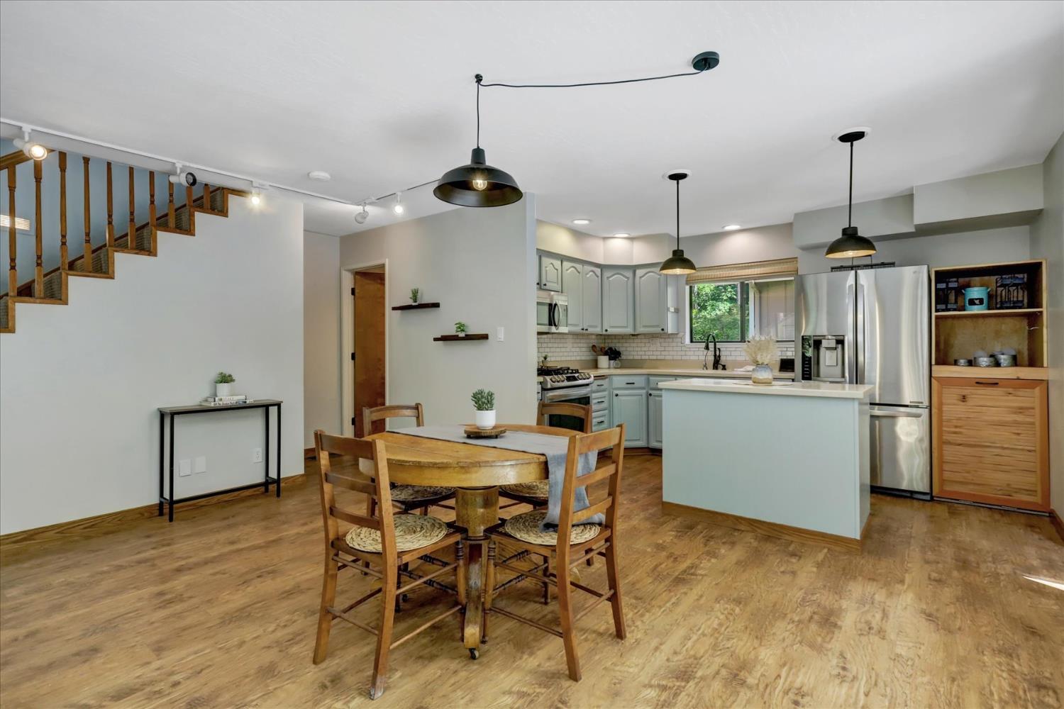 Detail Gallery Image 5 of 90 For 12569 Pasquale Rd, Nevada City,  CA 95959 - 2 Beds | 2 Baths