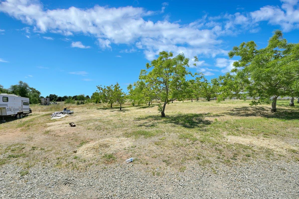 Detail Gallery Image 4 of 46 For 992 State Hwy 70, Oroville,  CA 95965 - 3 Beds | 1 Baths