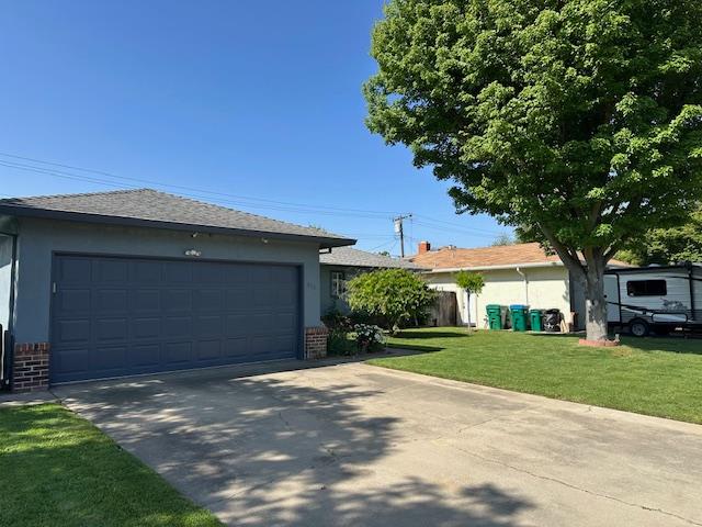 Detail Gallery Image 2 of 77 For 820 Park St, Lodi,  CA 95240 - 3 Beds | 2 Baths