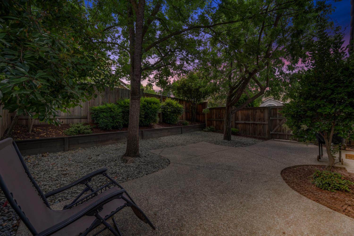 Detail Gallery Image 2 of 29 For 15205 Medella Cir, Sloughhouse,  CA 95683 - 3 Beds | 2 Baths