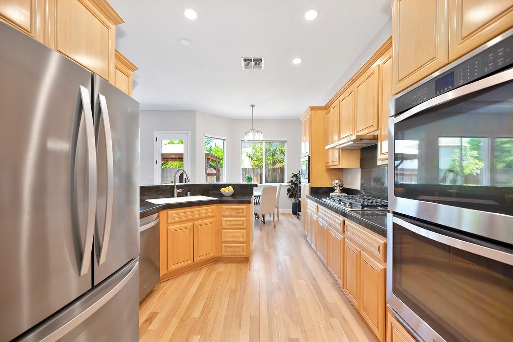 Detail Gallery Image 27 of 58 For 1881 Swinton Dr, Folsom,  CA 95630 - 3 Beds | 3 Baths